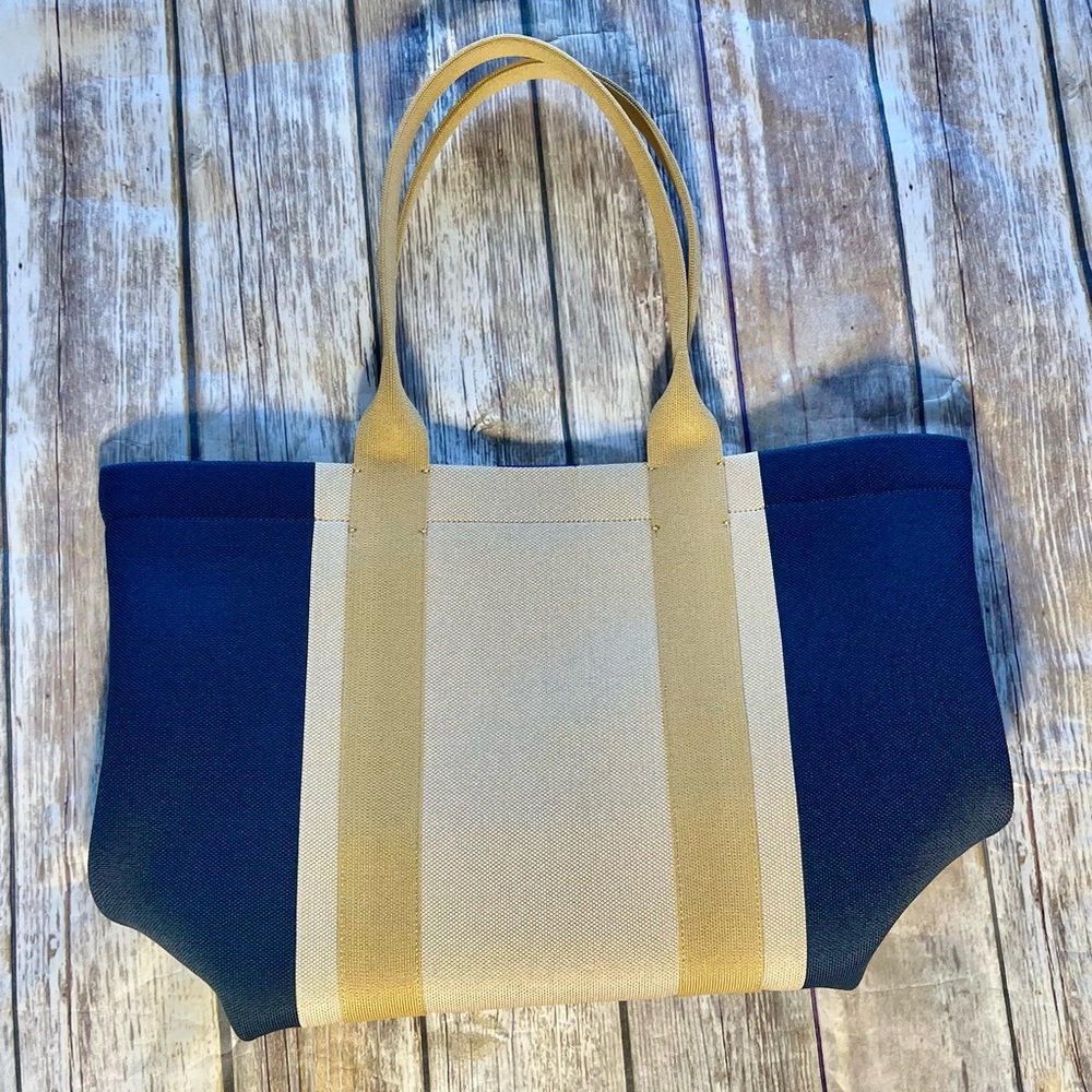 Rothy’s The Essential Tote in Ink and Ivory